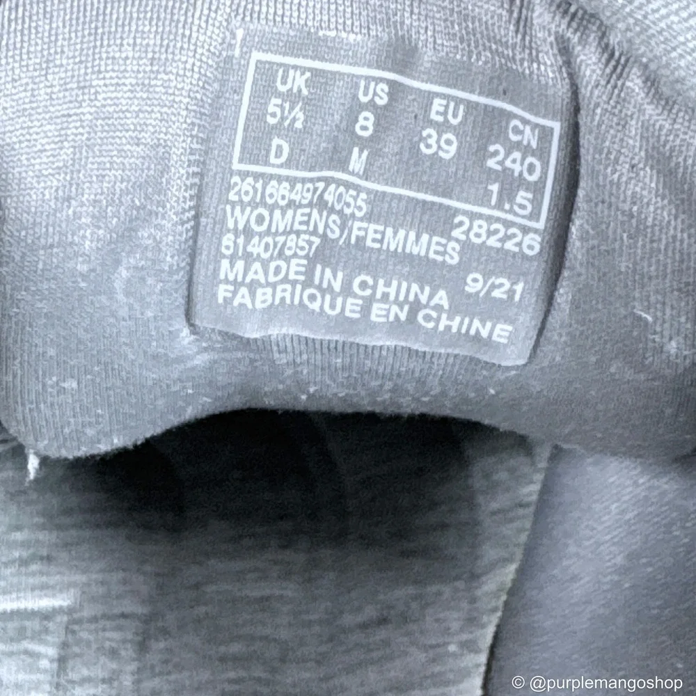 NWOT CLARKS Cloudsteppers Ezera Ave Rhinestone Comfort Sneaker | Grey‎ | Women 8